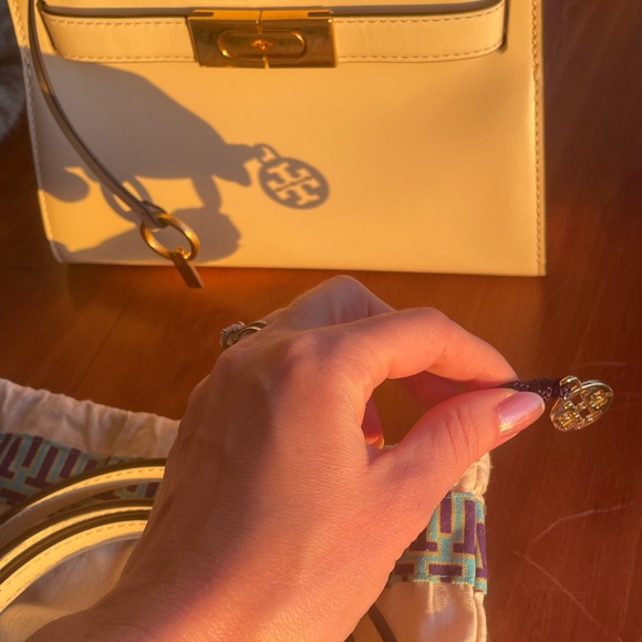 Tory Burch Petite Lee Radziwill Bag - Picture 3 of 6